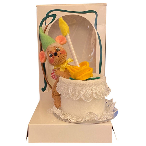Annalee 3" Happy Birthday Cake One Year Mouse Vintage Doll 1996 Home Decor - Picture 1 of 6